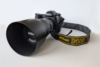 Camera Nikon D500 met telelens